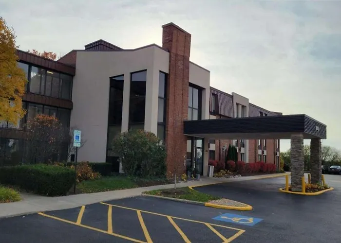 Western Chicago - Hotel Downers Grove