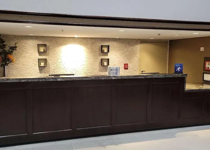 Western Chicago - Hotel