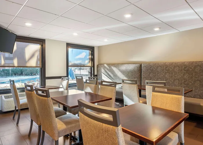 Western Chicago - Downers Grove